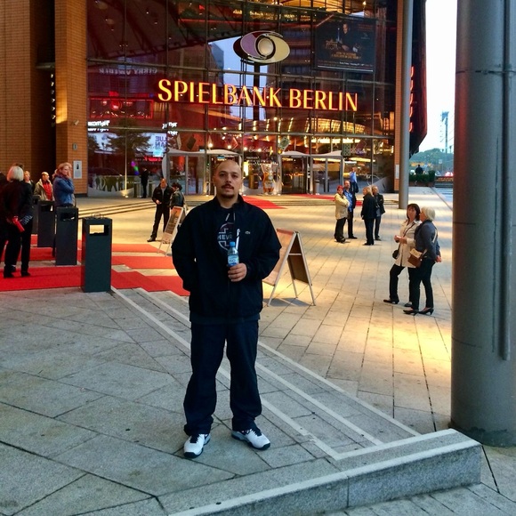 Meet your Posher, Gabriel - Picture 1 of 14